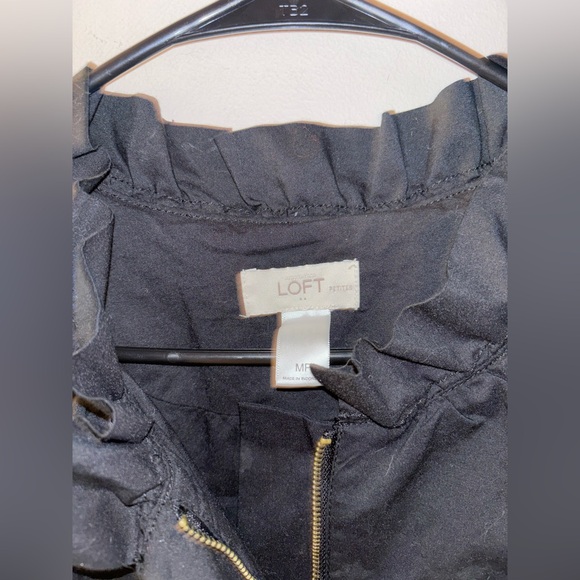 Loft Light Weight Jacket - Picture 2 of 3